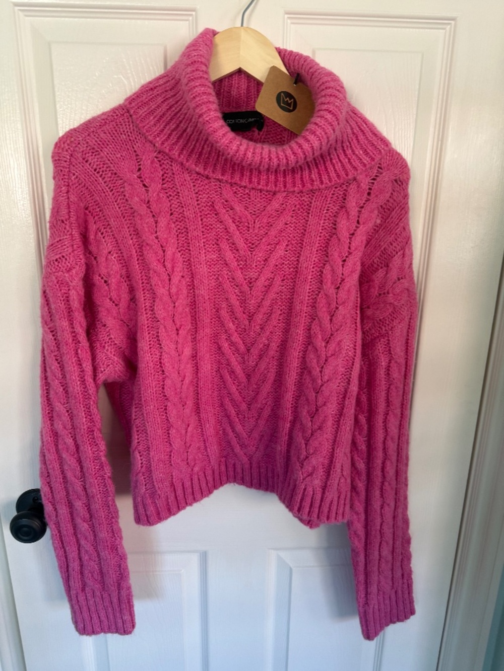 NWT Cotton Candy LA Hot Pink Chunky Sweater